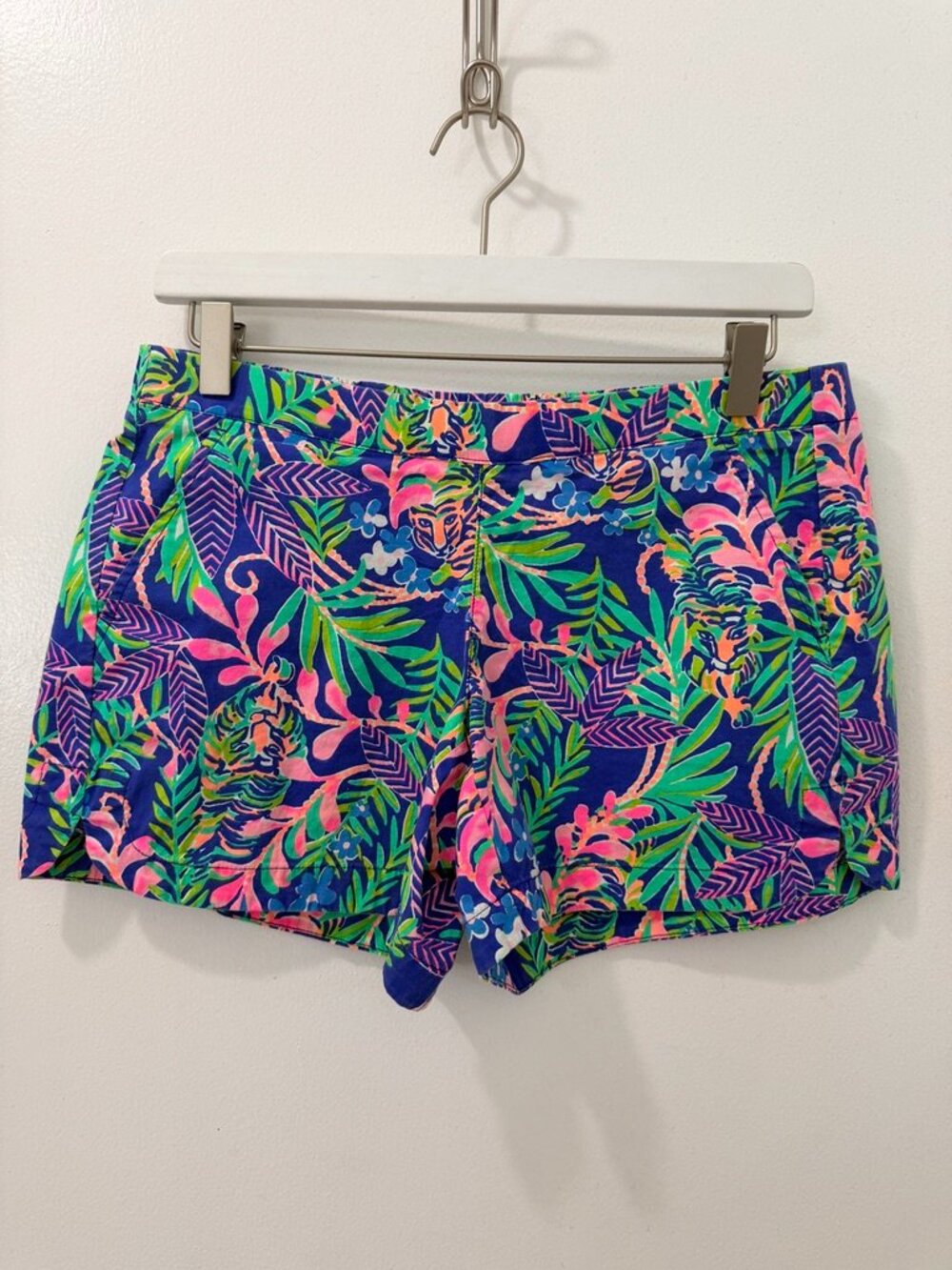 Lilly Pulitzer Shorts Ocean View Size Small